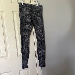 Lululemon Women Leggings 7/8 Size 4
